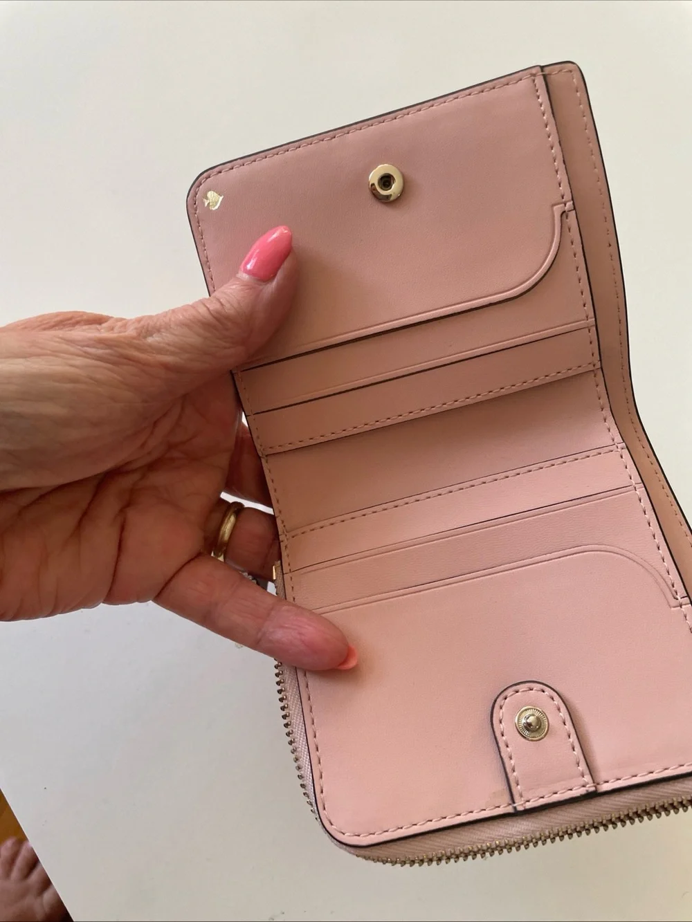 kate spade floral pup Blush Pink Zip Card Case / wallet with Printed Lining